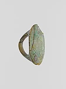 Glass finger ring by Unknown Artist