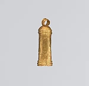 Gold amulet case by Unknown Artist