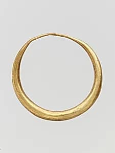 Gold annular earring by Unknown Artist