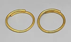 Gold bracelet by Unknown Artist