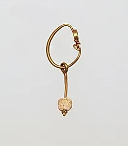 Gold earring with pearl pendant by Unknown Artist