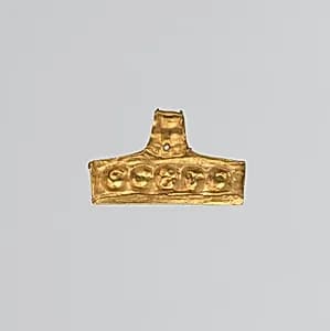 Gold pendant by Unknown Artist