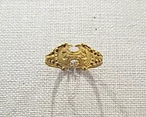 Gold ring by Unknown Artist