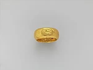 Gold ring: on bezel, lion by Unknown Artist