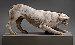 Marble statue of a lion by Unknown Artist