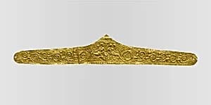 Pediment-shaped gold diadem by Unknown Artist