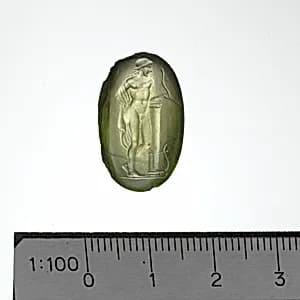 Peridot ring stone by Unknown Artist