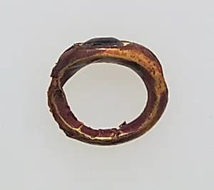 Ring with garnet by Unknown Artist