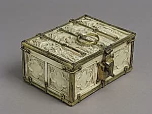 Box with Standing Saints by Unknown Artist