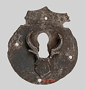 Escutcheon plate by Unknown Artist