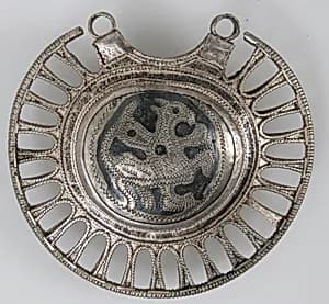 Temple Pendant with Filigree Border by Unknown Artist