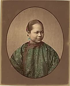 Fille de Shanghai by Raimund von Stillfried