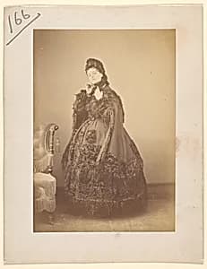 Le Caracul (L'Astrakhan) by Pierre-Louis Pierson