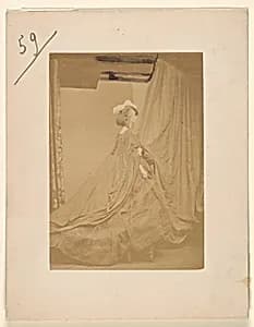 Le chapeau à plume (autre) by Pierre-Louis Pierson
