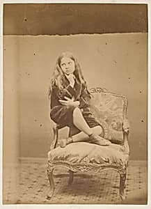 Les jambes croisées by Pierre-Louis Pierson