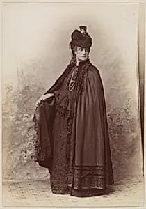 Madame Douane