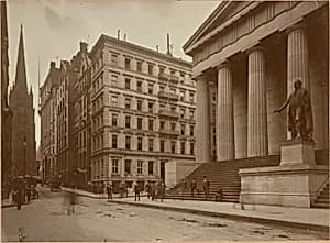 Manhattan Trust Company, New York by Unknown