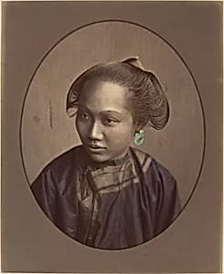 [Woman from Canton] by Raimund von Stillfried