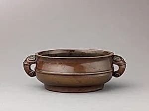 Censer with elephant-shaped handles by Chinese