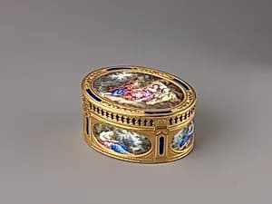 Snuffbox with Pastoral Scenes
