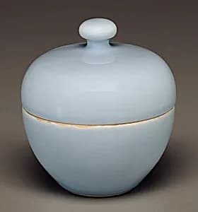 Covered Bowl by Chinese Qing Dynasty