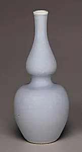 Gourd-Shaped Vase by Chinese Qing Dynasty