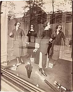 Magasin, Avenue des Gobelins by Eugène Atget