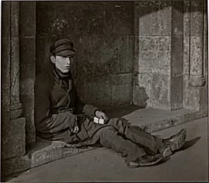 Match Seller, Cologne by August Sander