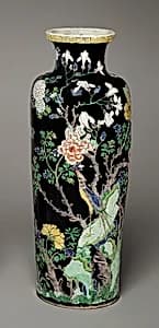 Rouleau-Shaped Vase by Chinese Qing Dynasty