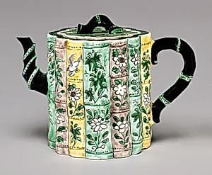 Wine Pot by Chinese Qing Dynasty
