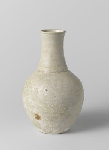 Eivormige fles met een groen glazuur by anonymous