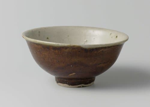Bell-shaped bowl with a brown and green glaze by anonymous