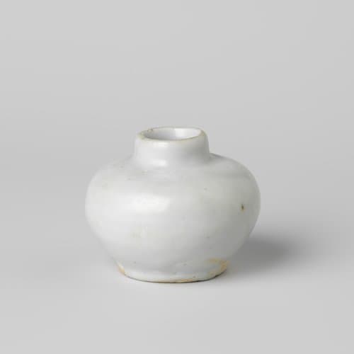 Ovoid vase with a white glaze by anonymous; anonymous