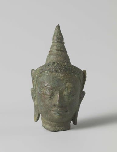 Fragment van een boeddha-beeld by anonymous