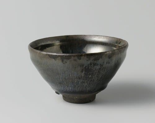 Teabowl with a 'hare's fur' glaze by anonymous