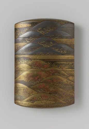 Inro with hilly landscape by Nishikawa Yasunobu