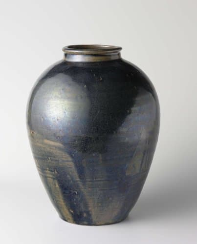 Ovoid jar with a blue black glaze by anonymous