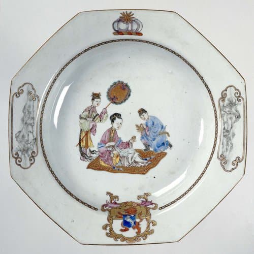 Octagonal soupplate with a seated woman with two servants and on the side the arms of the Powell family by anonymous