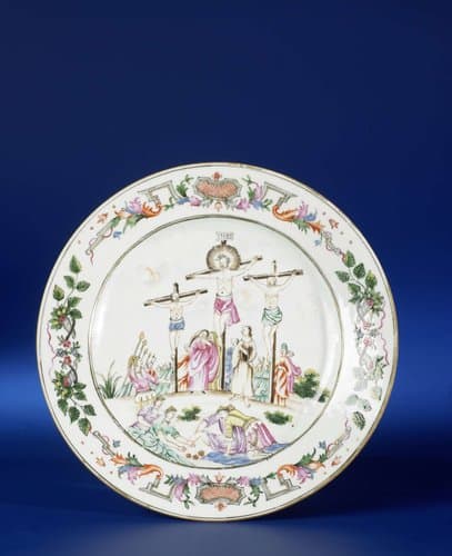 Plate with an image of The Crucifixion by anonymous