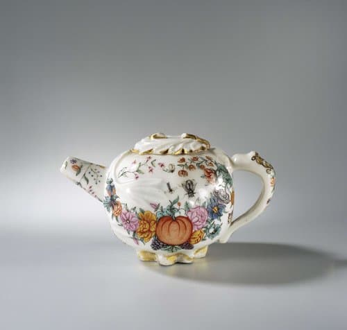Teapot with sprays in relief by anonymous