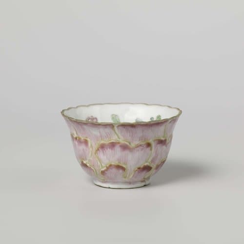 Bell-shaped cup modelled in the shape of a flower by anonymous