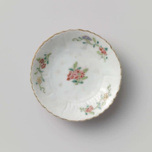 Schotel in de vorm van een bloem by anonymous