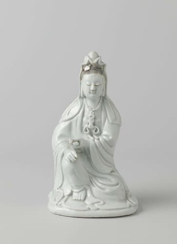 Beeld van een zittende Guanyin by anonymous
