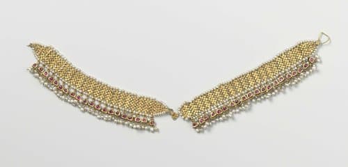 Forehead jewel (damini) by anonymous