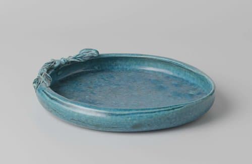 Brushwasher in the shape of a peach by anonymous