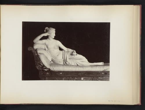 Sculptuur van Pauline Borghese-Bonaparte als Venus Victrix door Antonio Canova in de Galleria Borghese te Rome, Italië by anonymous