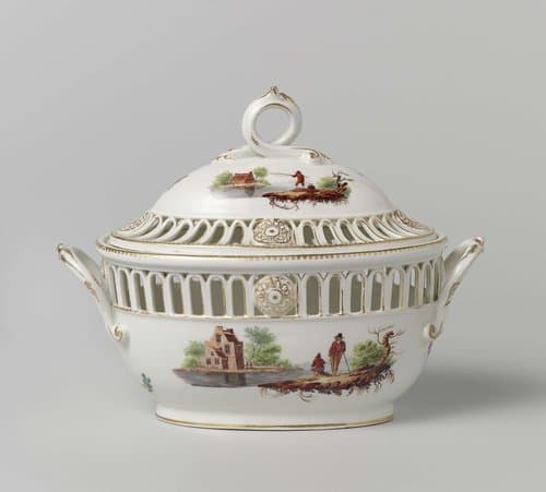 Tureen by Manufacture Oud-Loosdrecht