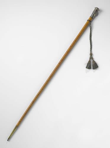 Wandelstok van bamboe met twaalfzijdige zilveren knop met op bovenzijde de H. Christoffel met Kind Jezus op de arm by anonymous