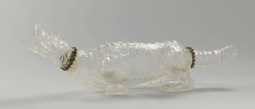 Vat in de vorm van een draak by anonymous