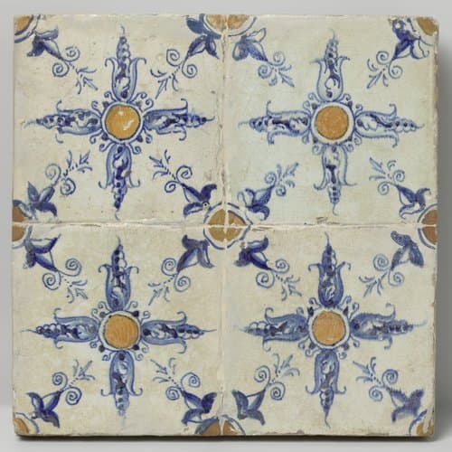 Veld van vier tegels met bloemkelken by anonymous